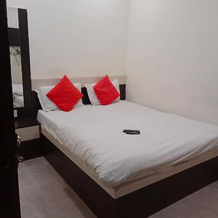 Hotel Nahta Palace Удджайн Экстерьер фото